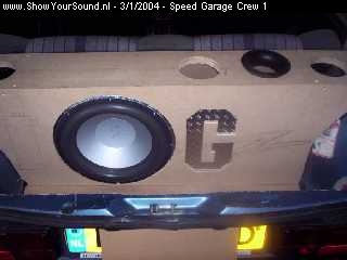 showyoursound.nl - GZG1 - Speed Garage Crew 1 - gzg1_007.jpg - woofer erin gezet met m6 slagmoeren en inbusbouten.BRDe buitenste gaten zijn voor de GZRF 52.